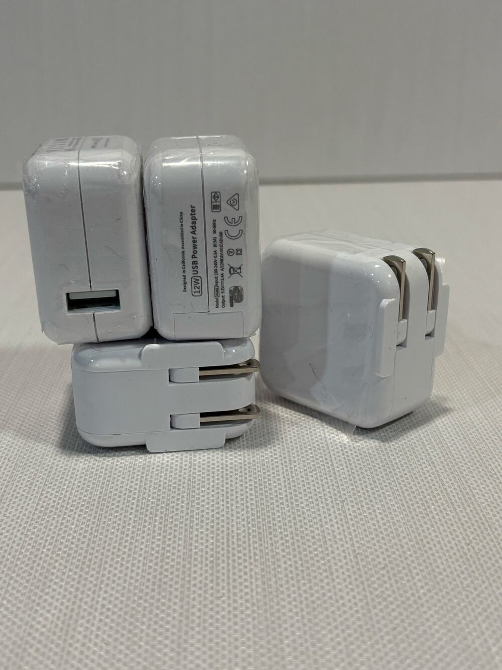 4 brand new 12W USB power adapter Apple A1401 wall charger block